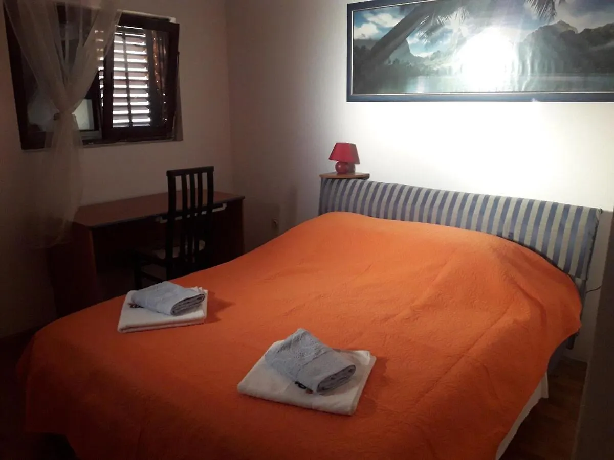 Apartment Malusa Rovigno